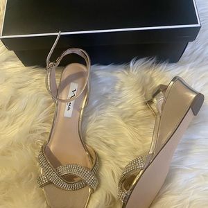 (NWOT) NINA Evening Shoes